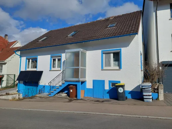 Großzügiges Familienhaus mit Kamin, Sauna & überdachter Terrasse