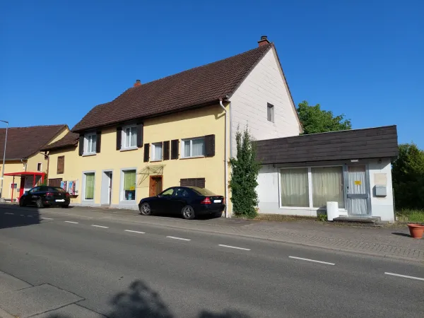 Zum Bodensee in 7 Minuten ! Großzügiges Wohnen im Herzen von Güttingen