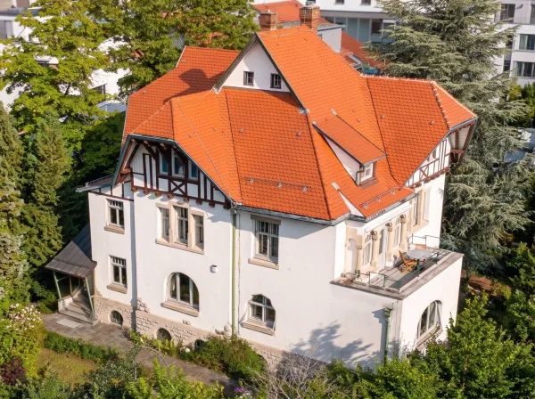 Historische Villa mit Denkmalschutz – Zeitlose Eleganz trifft einzigartigen Wohncharakter