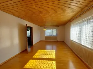 Wo aus Räumen Lieblingsorte werden-Großes Einfamilienhaus mit Einliegerwohnung
