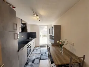Zwischen City und Sonnenplatz: Schicke 3-Zimmer-Wohnung mit großem Balkon