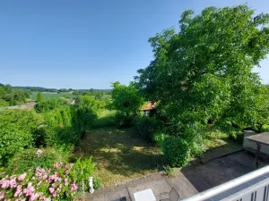 Zum Bodensee in 7 Minuten ! Großzügiges Wohnen im Herzen von Güttingen