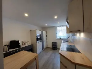 Großzügige 5-Zimmer-Wohnung mit Südbalkon, Garage und modernem Wohnkomfort