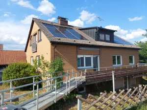 Hier hat Familienglück ein Zuhause! Großes Einfamilienhaus mit Einliegerwohnung