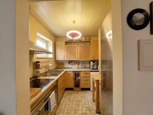 Hier hat Familienglück ein Zuhause! Großes Einfamilienhaus mit Einliegerwohnung