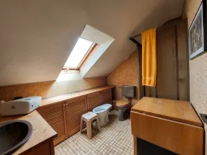 Hier hat Familienglück ein Zuhause! Großes Einfamilienhaus mit Einliegerwohnung
