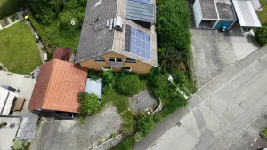 Hier hat Familienglück ein Zuhause! Großes Einfamilienhaus mit Einliegerwohnung