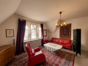 Historische Villa mit Denkmalschutz – Zeitlose Eleganz trifft einzigartigen Wohncharakter