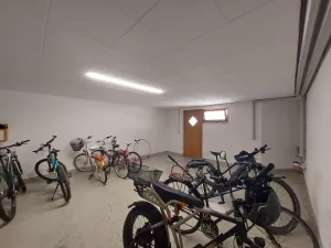 Schicke 2-Zimmer DG-Wohnung mit TG-Stellplatz