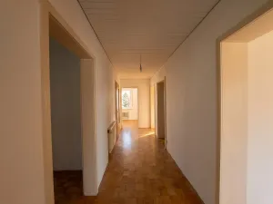 Wohnen mit Weitblick: Dreifamilienhaus im Koppenland