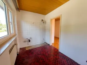 Wohnen mit Weitblick: Dreifamilienhaus im Koppenland