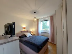 Einziehen & wohlfühlen: Helle 3-Zimmer-Wohnung mit Süd-Balkon in Überlingen, frei ab 1.12.26