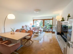 Einziehen & wohlfühlen: Helle 3-Zimmer-Wohnung mit Süd-Balkon in Überlingen, frei ab 1.12.26