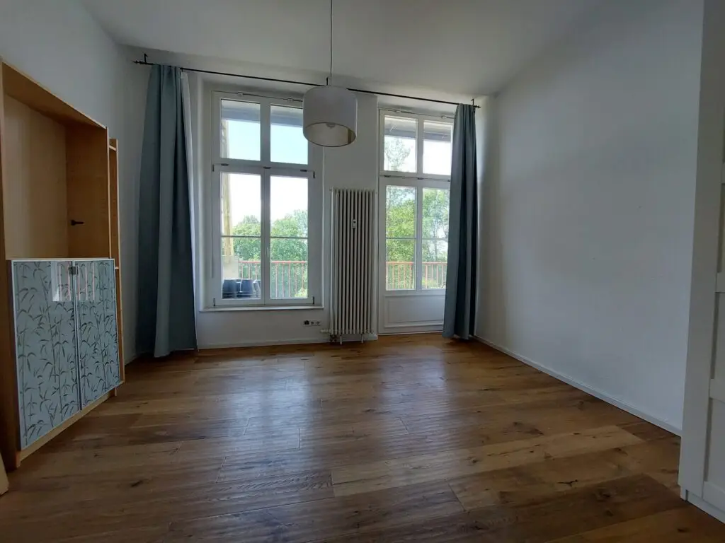 Ein hübsch eingerichtetes Zimmer in einer Wohnung in Donaueschingen