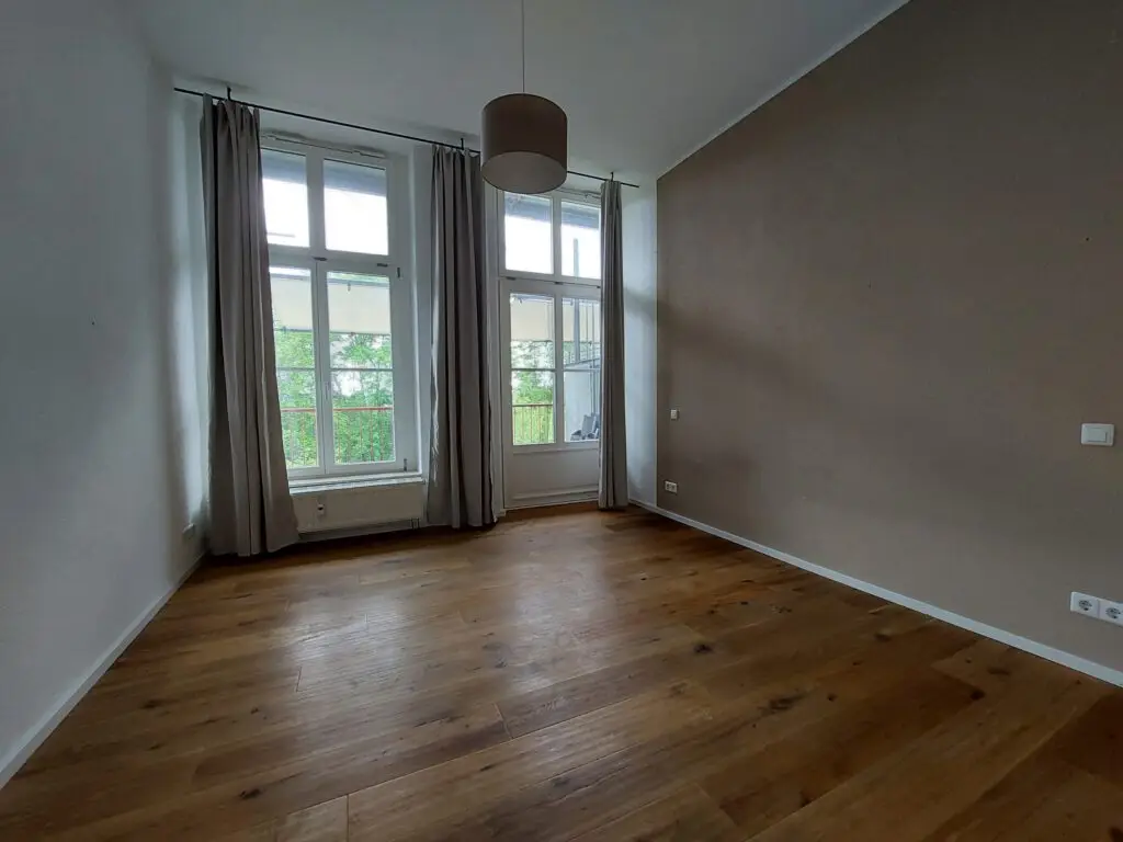 Ein hübsch eingerichtetes Zimmer in einer Wohnung in Donaueschingen