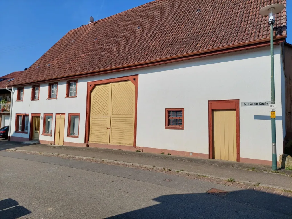 Ausbaufähiges Bauernhaus in Mainwangen